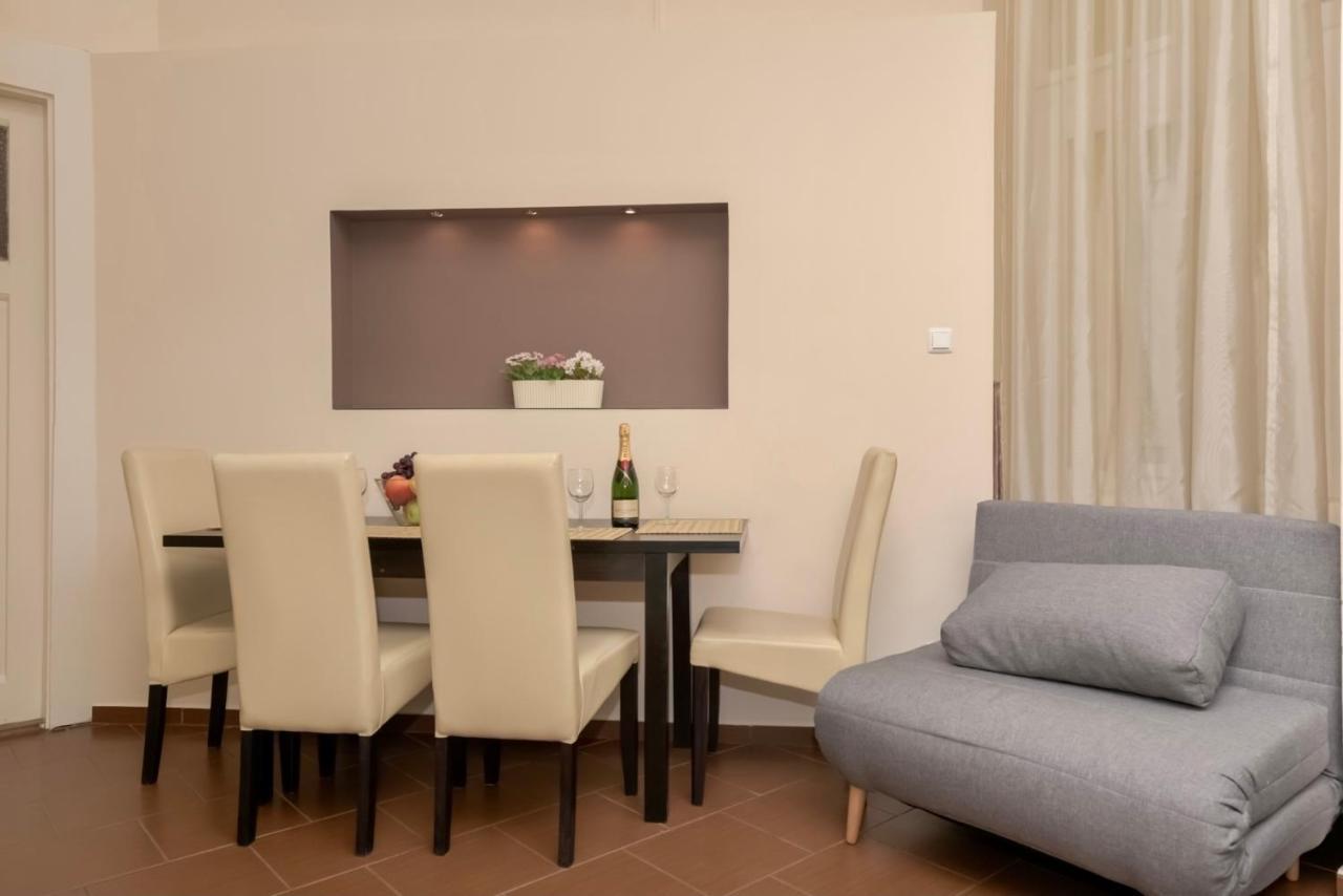 Corvina Apartment Budapest With Free Private Parking Buitenkant foto